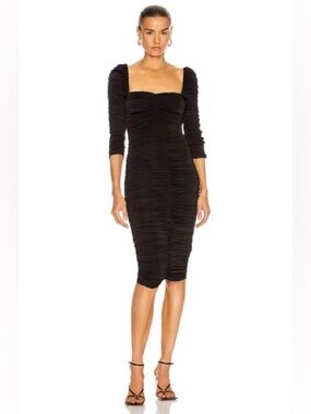 RÊVE RICHE
Emanuele Midi Dress